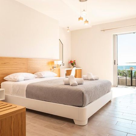 Sonar En El Mar Bed & Breakfast Himarë Dış mekan fotoğraf