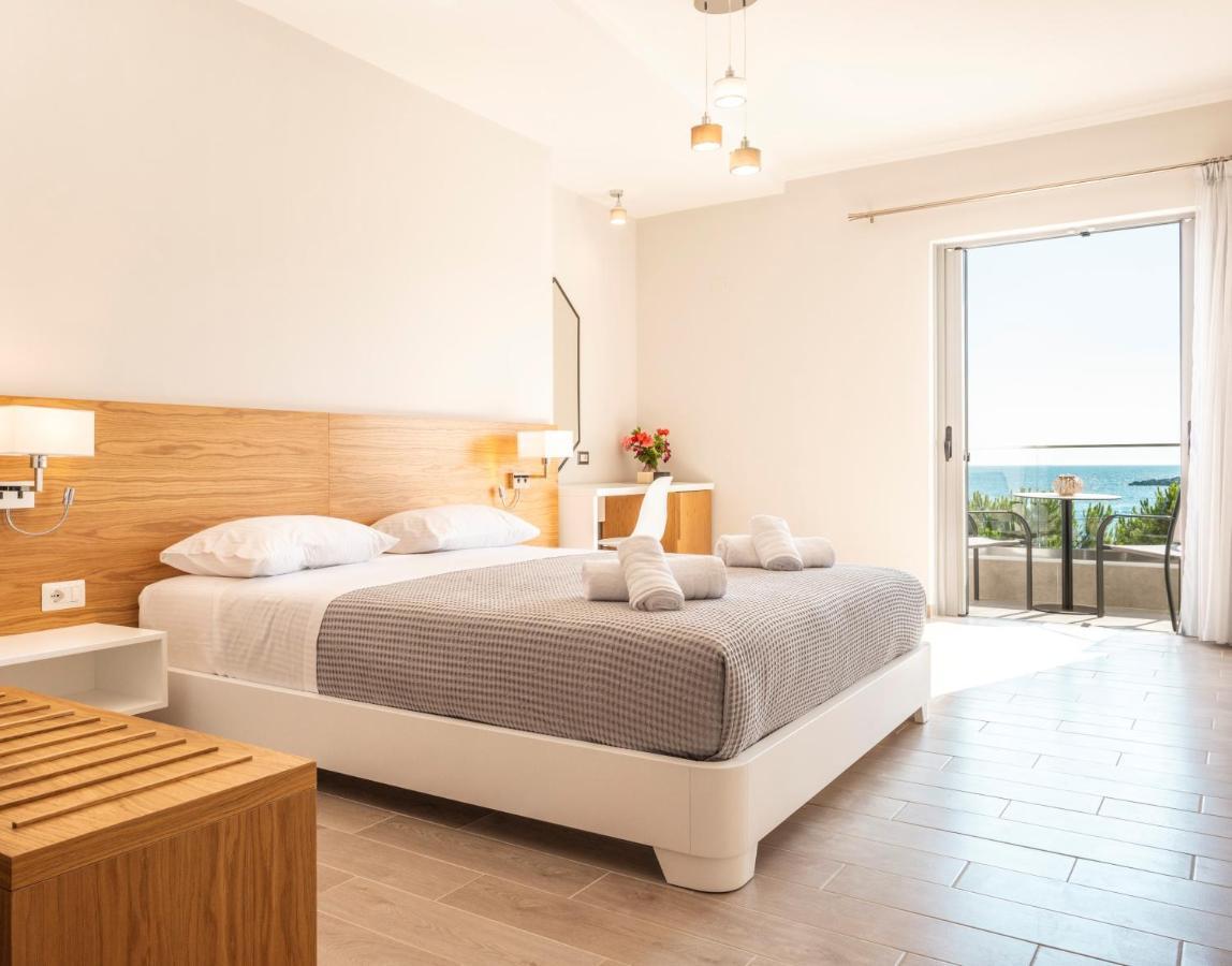 Sonar En El Mar Bed & Breakfast Himarë Dış mekan fotoğraf