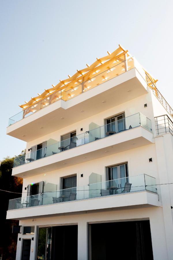 Sonar En El Mar Bed & Breakfast Himarë Dış mekan fotoğraf